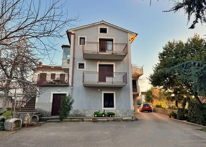 Appartement Katarina By Interhome