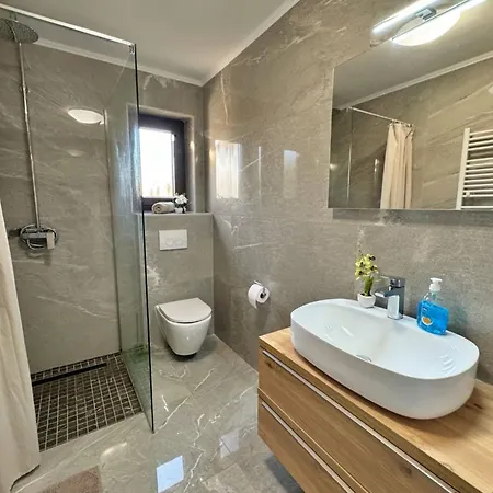 Apartman Katarina By Interhome Vantacici